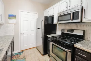 Photo #3: 2593801 Listing