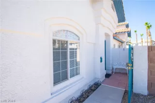 Photo #6: 2593803 Listing 