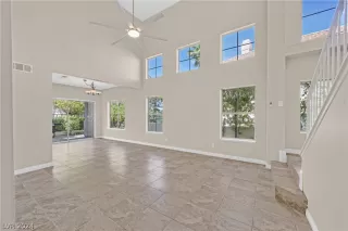 Photo #1: 2593823 Listing 