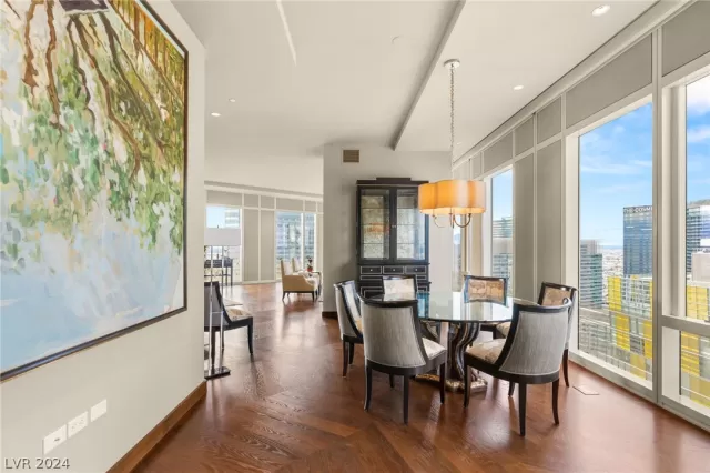 MLS: 2593835 Condo For Sale