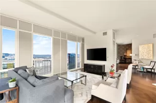 Photo #6: 2593835 Listing 