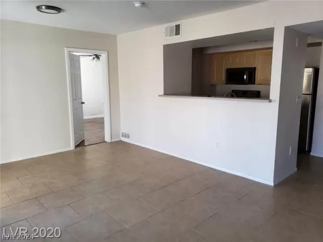 MLS: 2593858 Condo For Sale