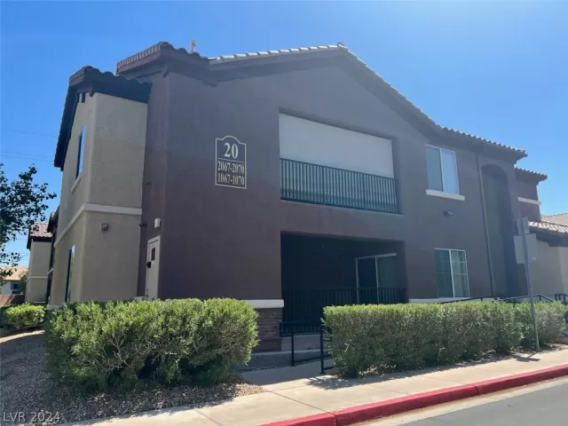 MLS: 2593859 Condo For Sale