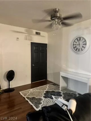 Photo #5: 2593859 Listing 