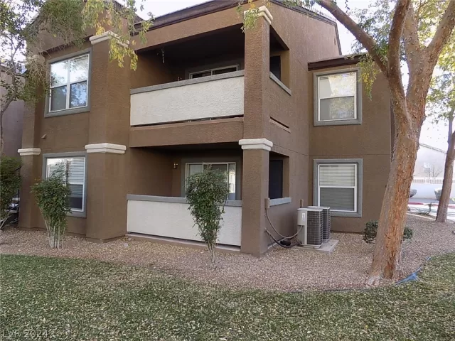 MLS: 2593901 Condo For Sale