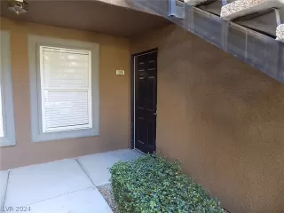 Photo #1: 2593901 Listing 