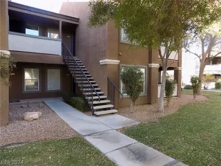 Photo #2: 2593901 Listing 