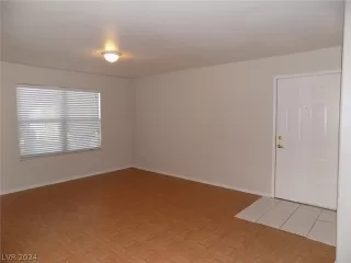 Photo #6: 2593901 Listing 