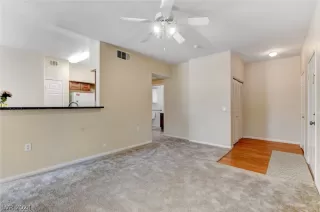 Photo #6: 2593904 Listing