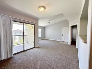 Photo #4: 2593969 Listing 