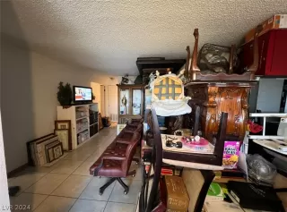 Photo #2: 2593984 Listing