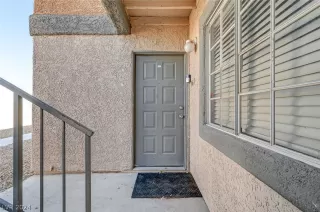 Photo #5: 2594011 Listing