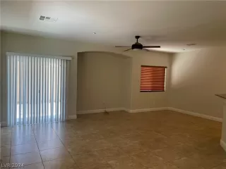 Photo #1: 2594015 Listing 