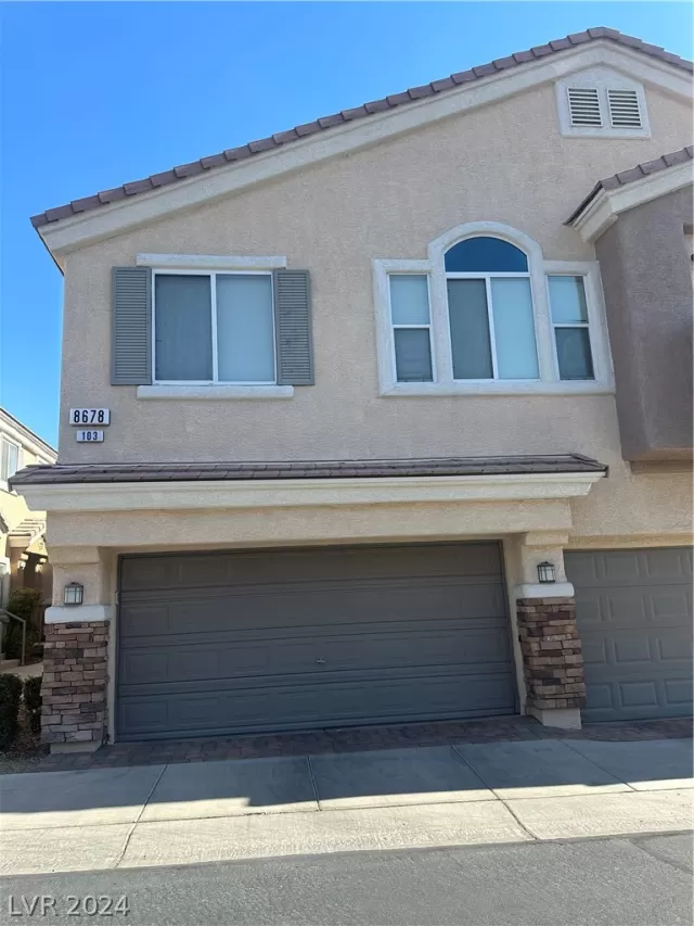 MLS: 2594028 Condo For Sale