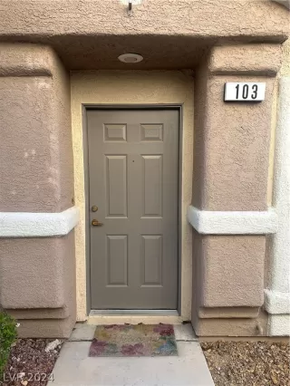 Photo #1: 2594028 Listing 