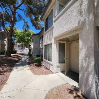 Photo #4: 2594095 Listing 