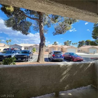 Photo #5: 2594095 Listing 