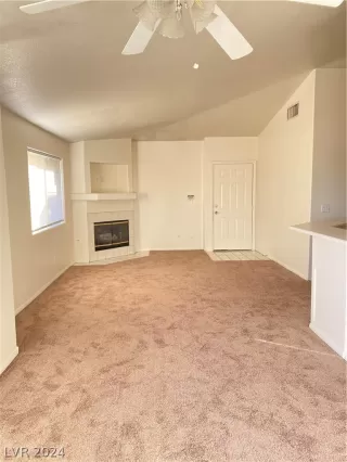 Photo #1: 2594108 Listing 