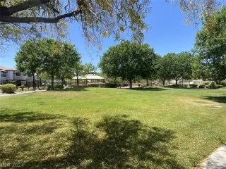 Photo #3: 2594122 Listing 