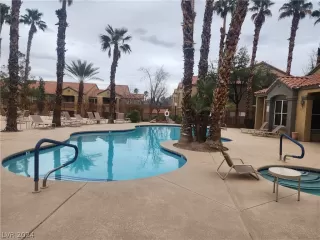 Photo #2: 2594191 Listing 