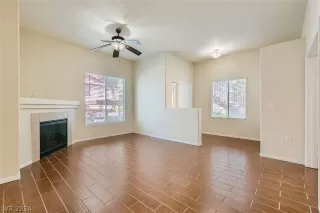 Photo #6: 2594250 Listing