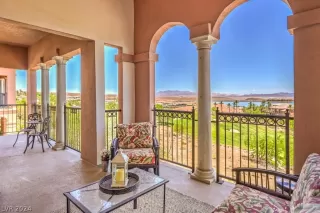 Photo #2: 2594269 Listing