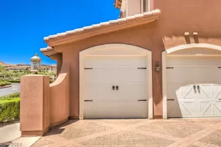 Photo #5: 2594269 Listing