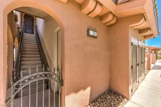 Photo #6: 2594269 Listing