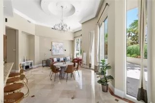 Photo #2: 2594271 Listing 