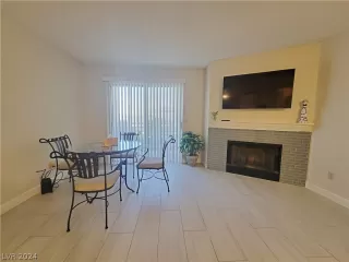 Photo #4: 2594272 Listing