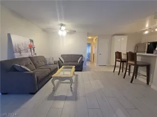 Photo #6: 2594272 Listing