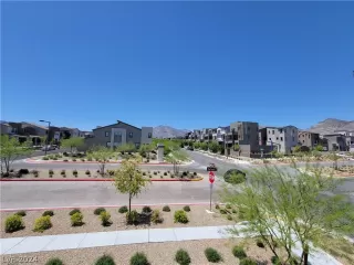 Photo #1: 2594290 Listing 