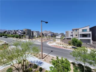 Photo #4: 2594290 Listing 