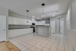 Photo #5: 2594305 Listing 