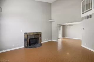 Photo #6: 2594313 Listing