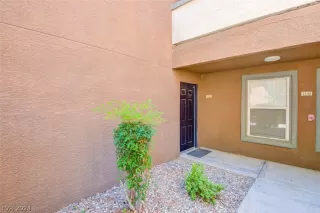 Photo #2: 2594328 Listing 