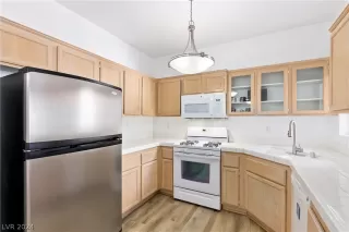 Photo #1: 2594342 Listing