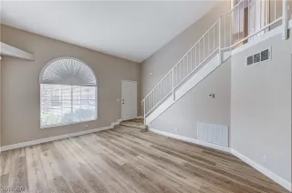 Photo #5: 2594375 Listing 