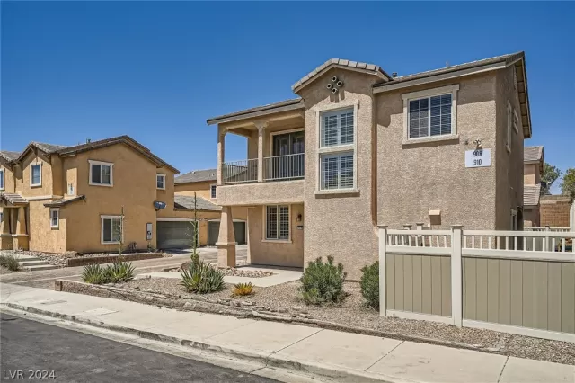 MLS: 2594401 Condo For Sale