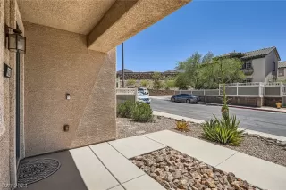 Photo #3: 2594401 Listing