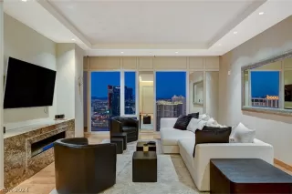 Photo #1: 2594403 Listing 