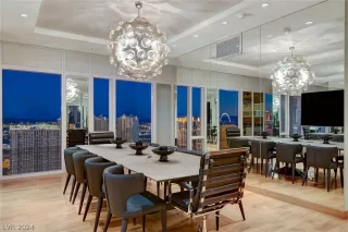 Photo #6: 2594403 Listing 