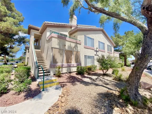 MLS: 2594405 Condo For Sale