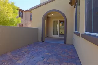 Photo #2: 2594434 Listing 