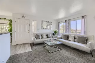 Photo #1: 2594467 Listing 