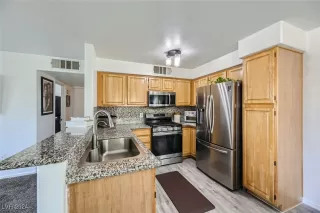 Photo #3: 2594467 Listing 