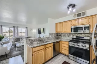 Photo #4: 2594467 Listing 