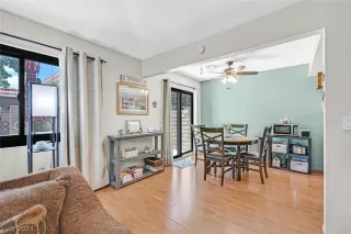 Photo #6: 2594501 Listing