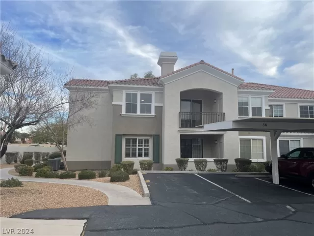 MLS: 2594551 Condo For Sale