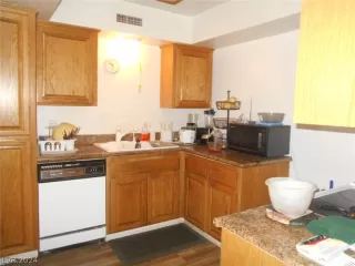 Photo #3: 2594583 Listing 